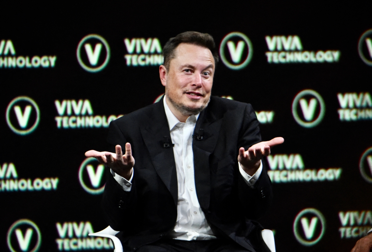 Elon Musk’s wallet sought in Arkham crypto bounty, Binance loses ground amid regulatory woes