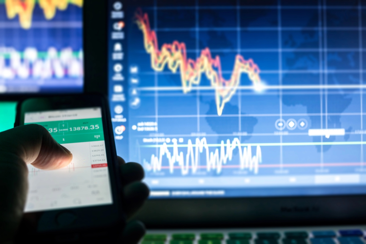 Crypto market lacks liquidity as investors flock to altcoins