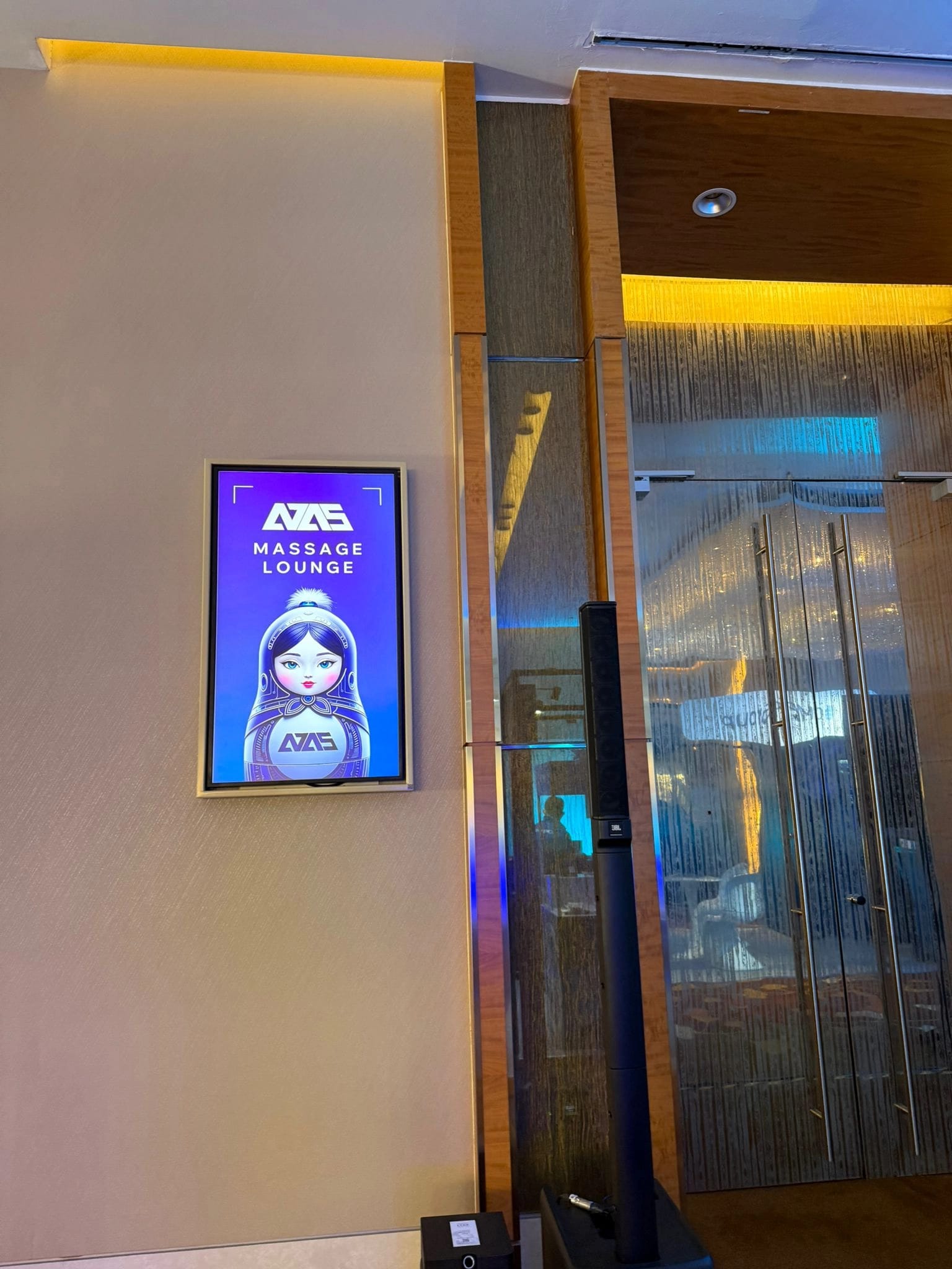 By sharing their email, X handle, preferred blockchain network, and their crypto address, attendees could get a massage from the A7A5 organisation. Source: DL News.