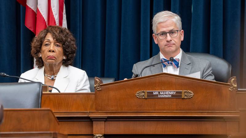 Crypto lobbyists hope Maxine Waters is wavering on Gensler’s crackdown