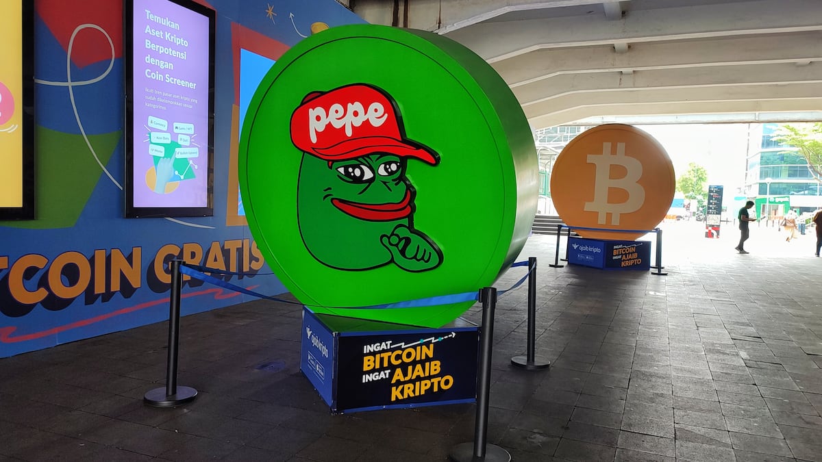 Pepe memecoin jumps 34% as crypto influencer calls for record 2026 rally