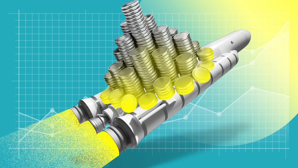 Bitcoin surge and ‘wave after wave of FOMO’ drives crypto market past $3.1tn record