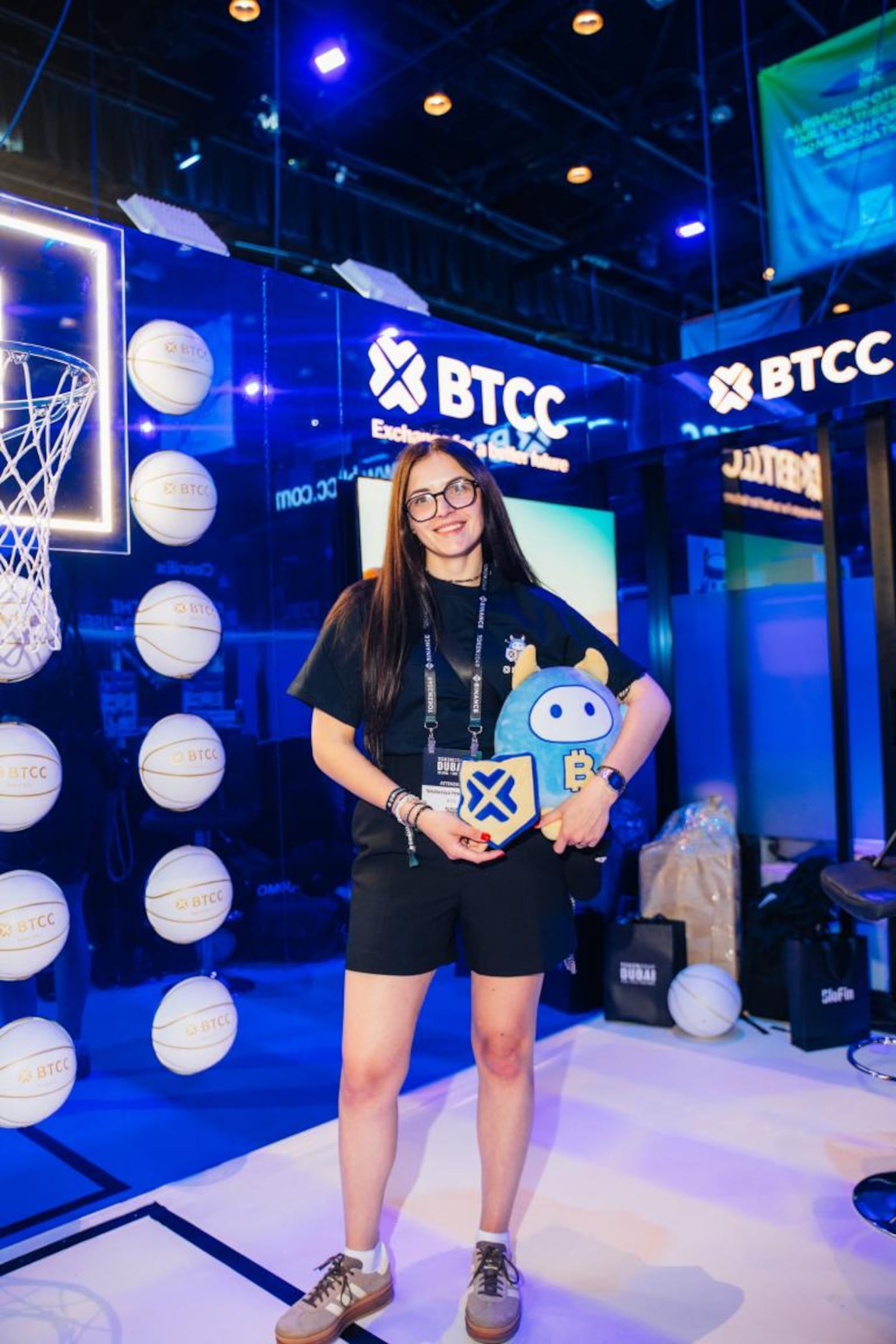 BTCC Exchange Scores Big in TOKEN2049 with Interactive Basketball Booth and Viral Mascot Nakamon