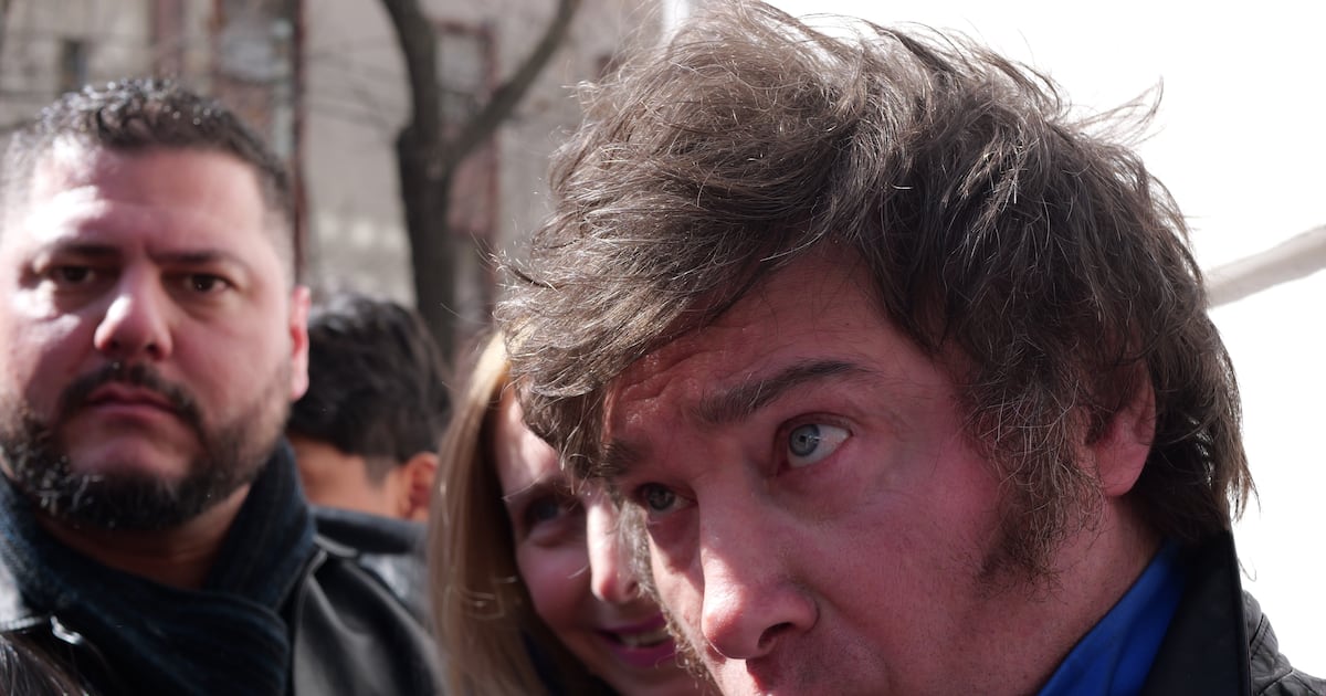 Libra scandal: forensic experts link messages by Javier Milei to memecoin promoters minutes before launch