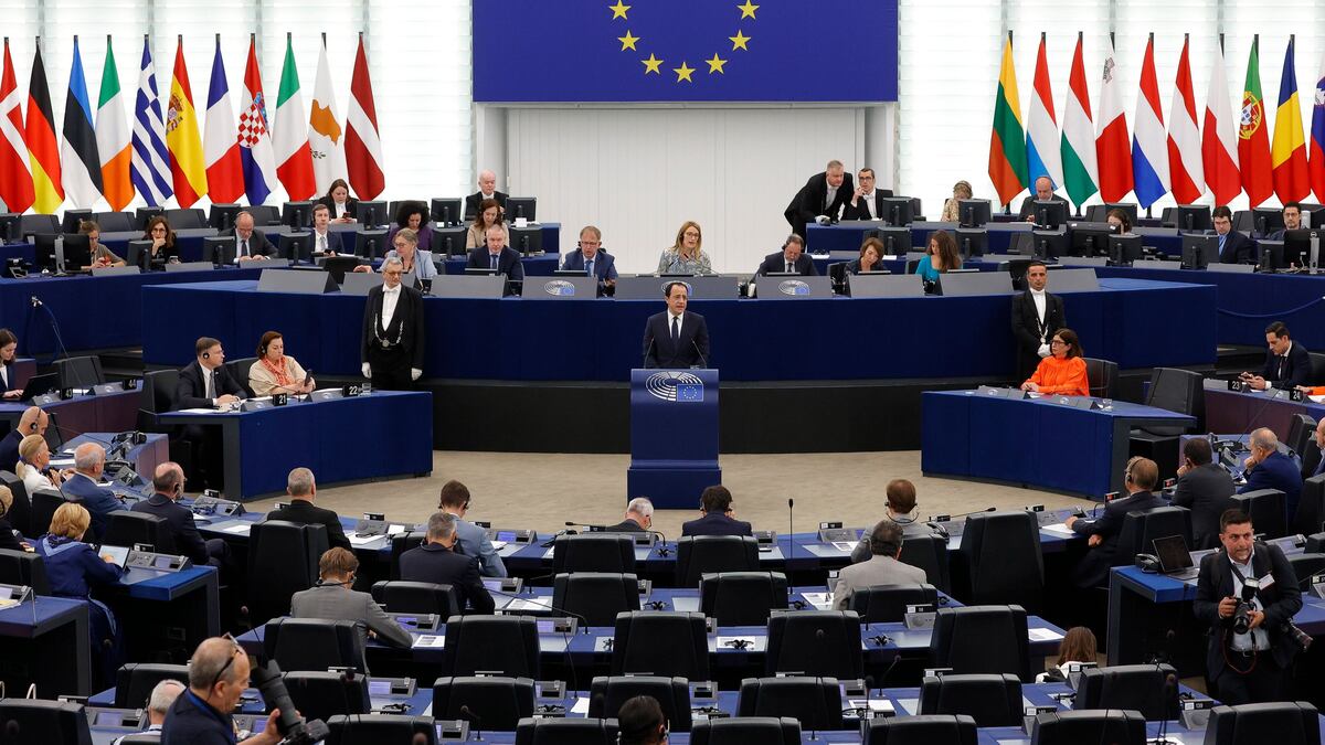 EU data bill threatens to upend smart contracts in potential blow for DeFi