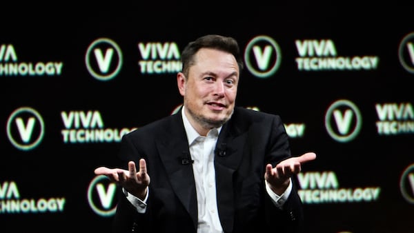 Musk limits daily reading of tweets as Bittrex follows Coinbase in SEC challenge