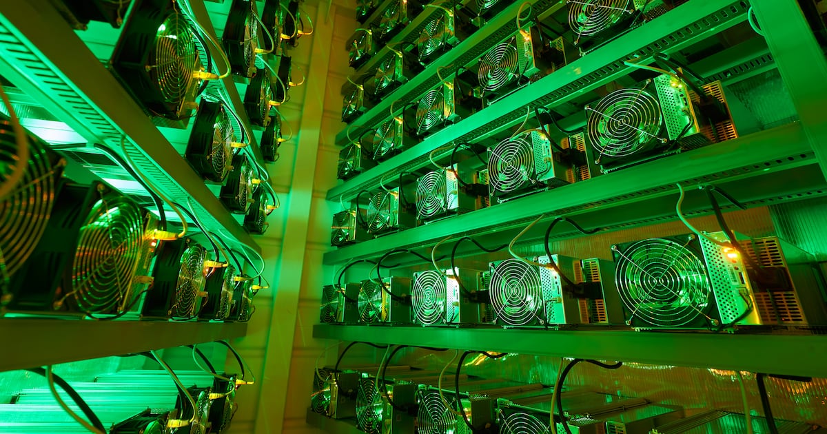 How Bitcoin miners’ AI push will send price to 0,000: Bernstein – DL News How Bitcoin miners’ AI push will send price to 0,000: Bernstein – DL News