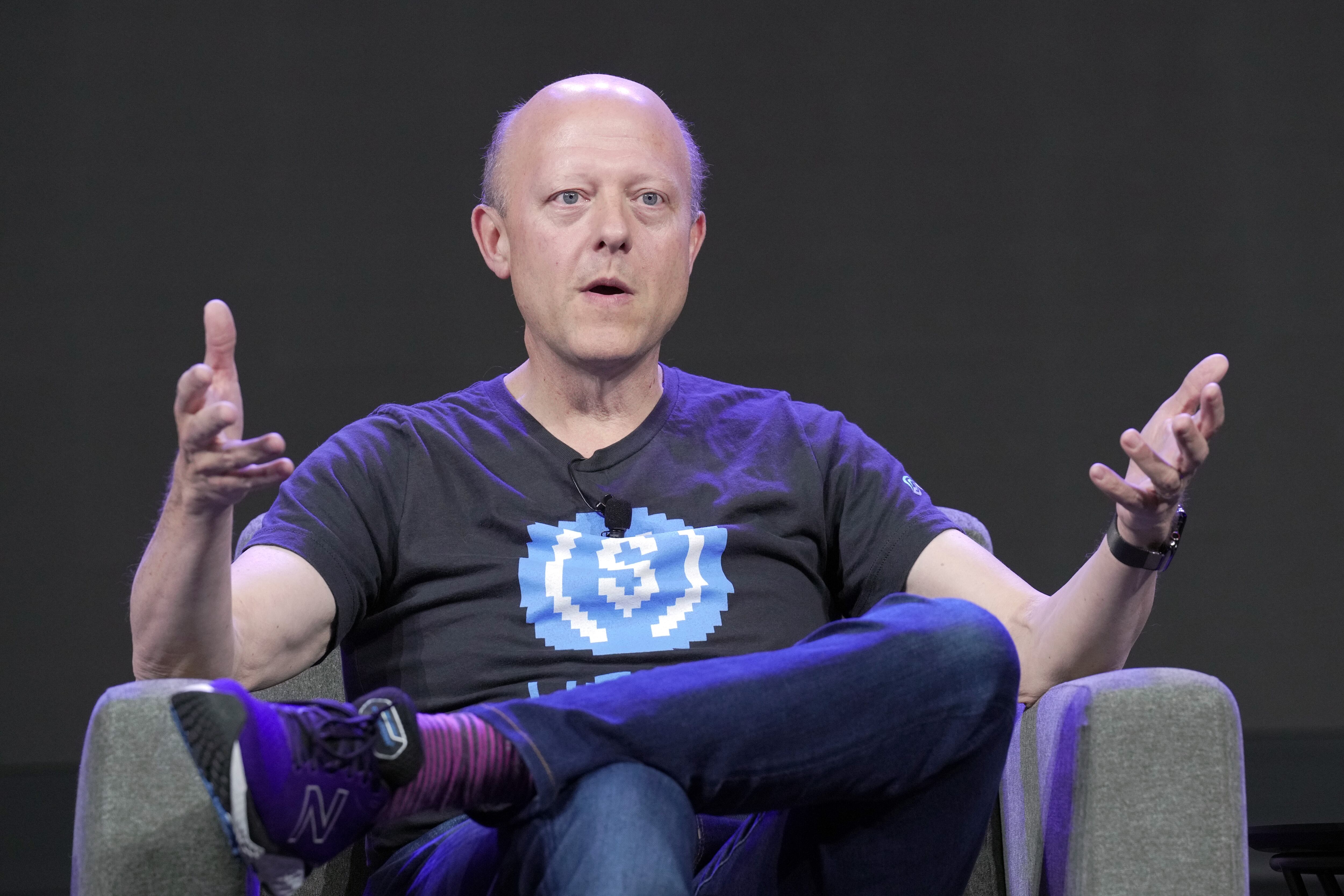 Circle, Gemini and Coinbase stock prices plummet as Bitcoin dips below  $90,000 – DL News