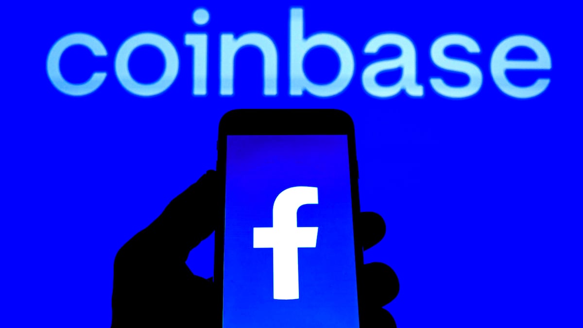 Discovery ruling favours Coinbase in SEC battle as shares slide to 7-month low