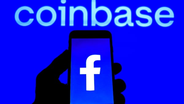 Discovery ruling favours Coinbase in SEC battle as shares slide to 7-month low