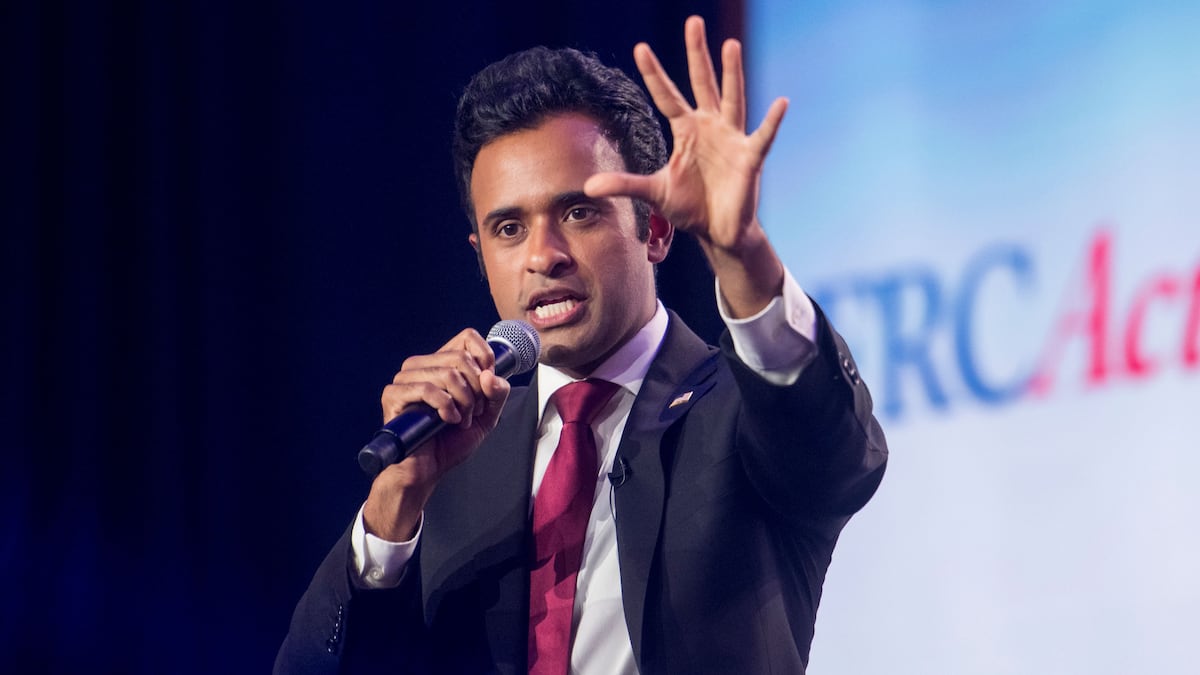 Republican presidential candidate Ramaswamy promises crypto platform by Thanksgiving