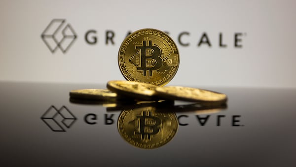 Grayscale bets Bitcoin price will hit new records — at the expense of the US dollar