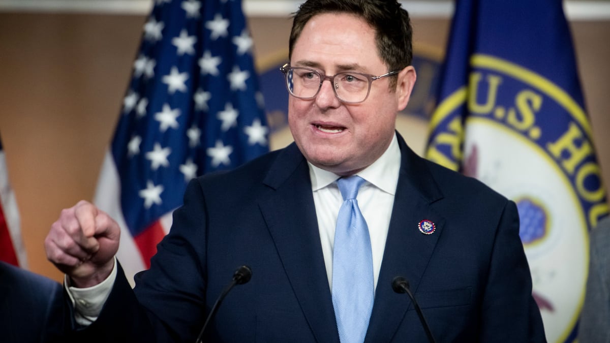 Senate votes to scrap SEC’s controversial crypto custody policy. Here’s why everyone hates SAB 121