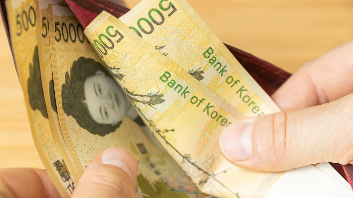 South Korean investors abandon crypto, back stocks after Trump tariff tirade