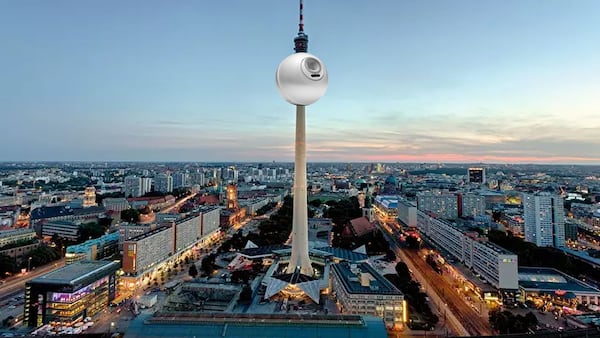 Worldcoin’s 230% surge draws droves to eye-scanning orbs — ‘It’s free money’