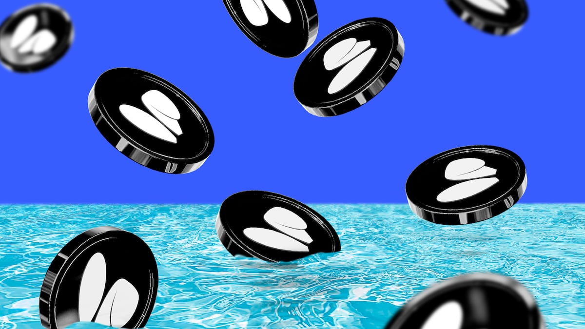 Liquidity providers rake in big bucks as influencers rush to sell their FRIEND airdrop tokens