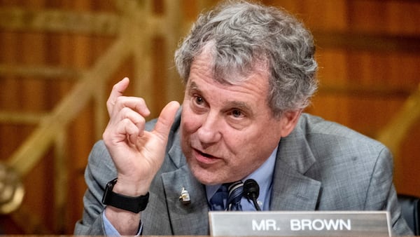 Senate banking chair calls for US regulators to use their authority over crypto; Japan startups get boost