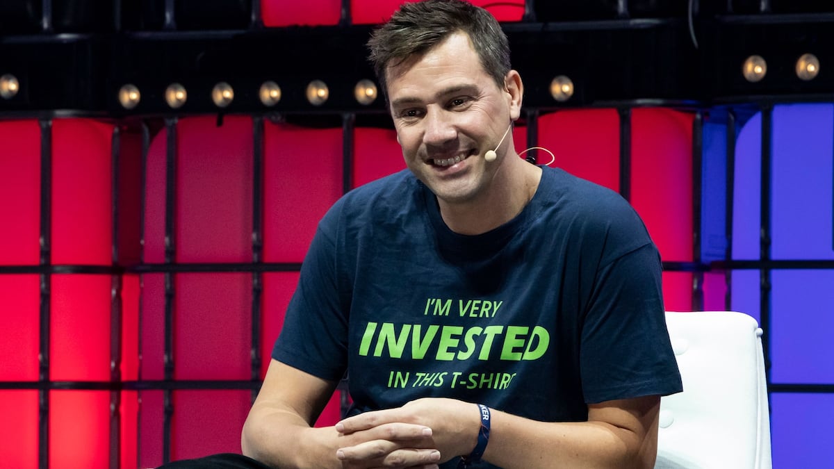 Trading app eToro to stop most crypto trading in the US in settlement with SEC