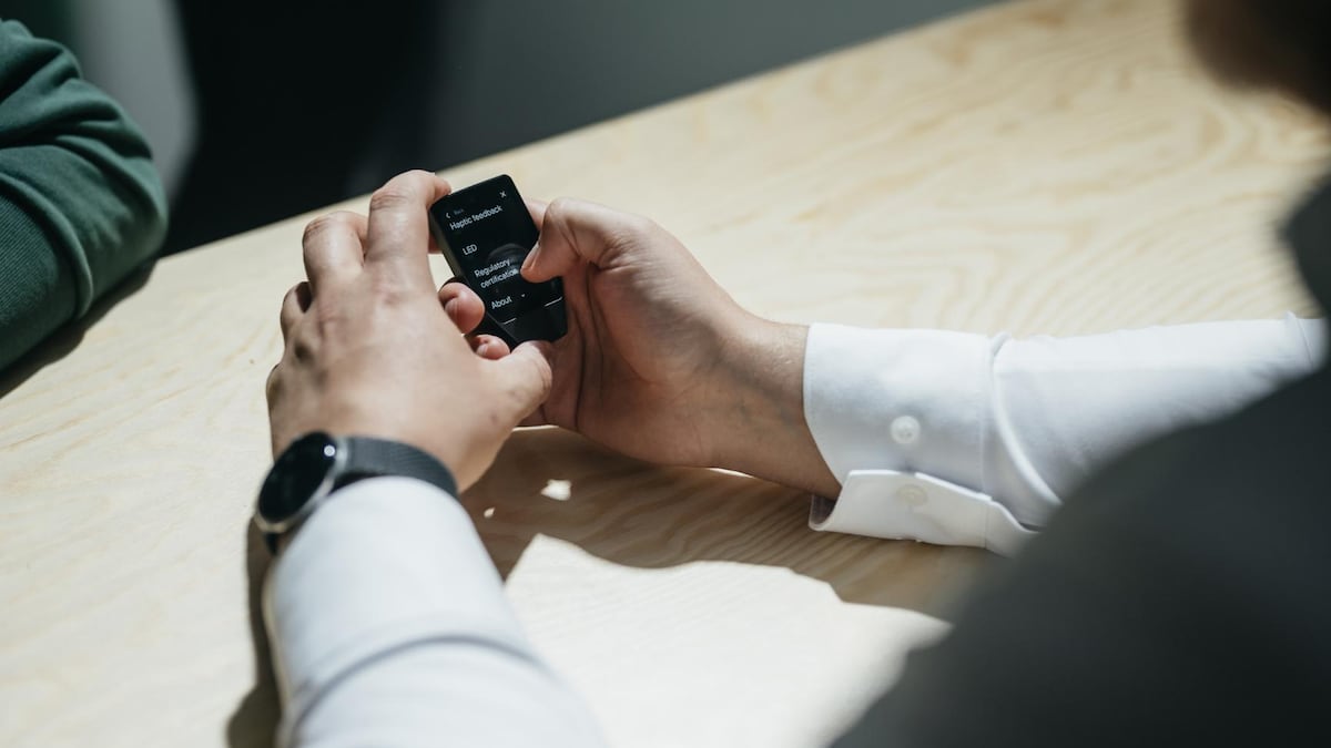 Trezor Launches Trezor Safe 7: First Hardware Wallet With Transparent Secure Element
