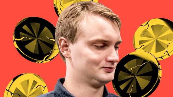 Investors rush to swap $323m in old Maker tokens ahead of conversion penalty