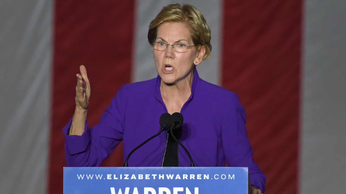Elizabeth Warren defends ‘defamatory’ post slamming CZ pardon: report
