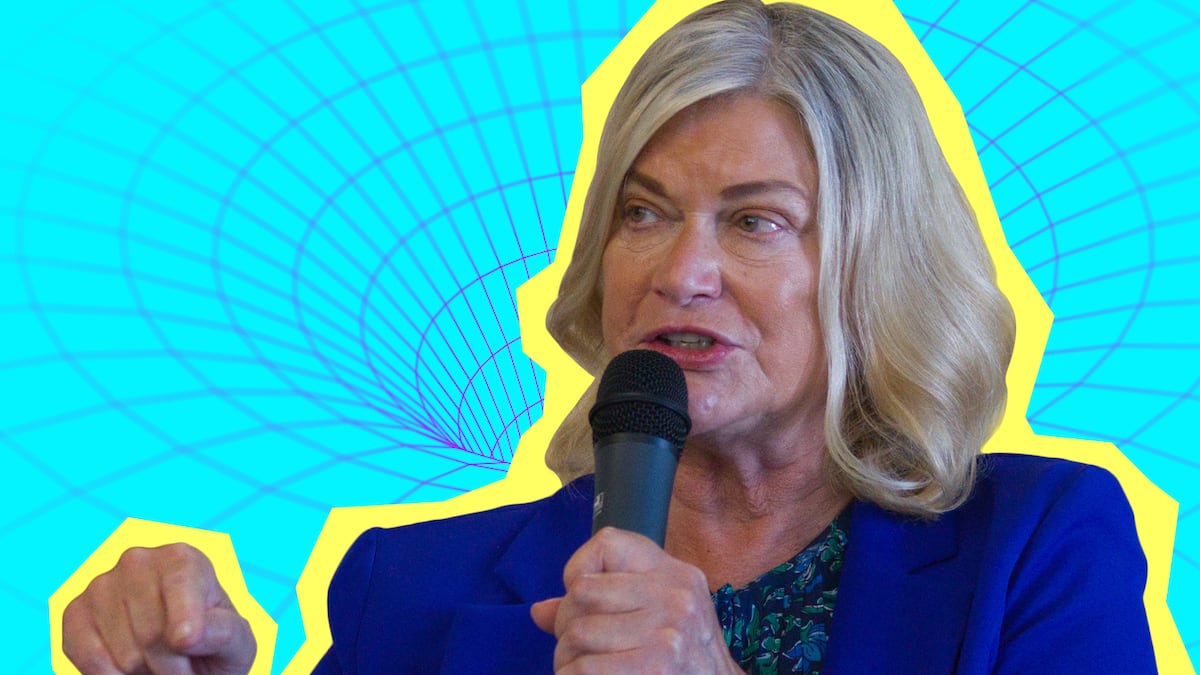 Pro-crypto senator Cynthia Lummis worried over government’s reported Bitcoin sales