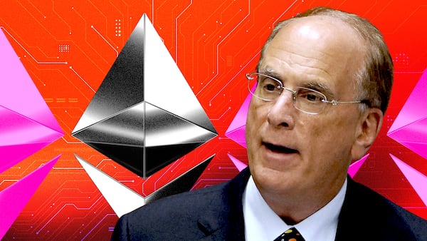 Ethereum staking ETF tension rises as BlackRock’s late filing renews calls for SEC to reject bulk approval