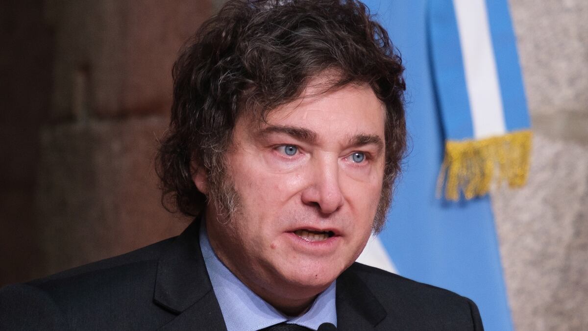 Milei memecoin fallout snowballs as Solana DeFi leader resigns