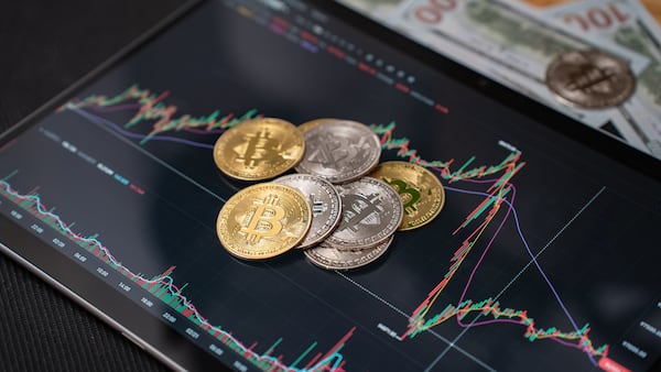 Crypto advocates call for calm after Bitcoin’s ‘volatile’ week ends in modest gains